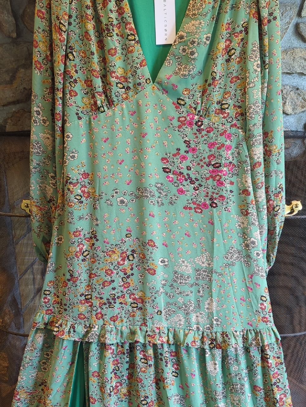 Baltic Born Bowman Deep V Green Floral Maxi Dress NWT - Picture 4 of 11